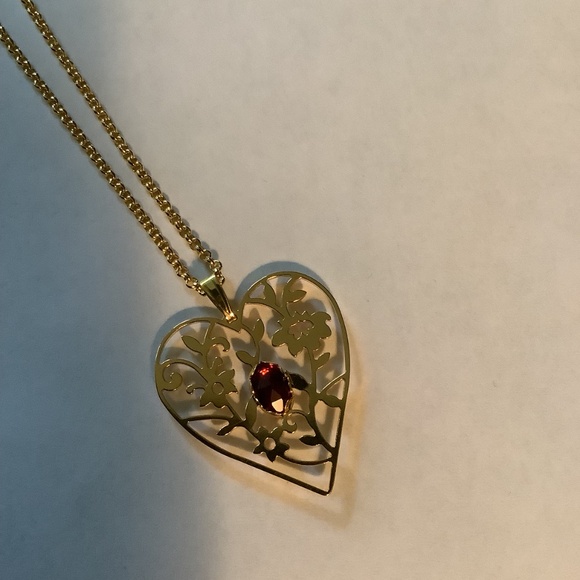 Holly Yashi Blooming Heart pendant nacklace - Picture 2 of 2